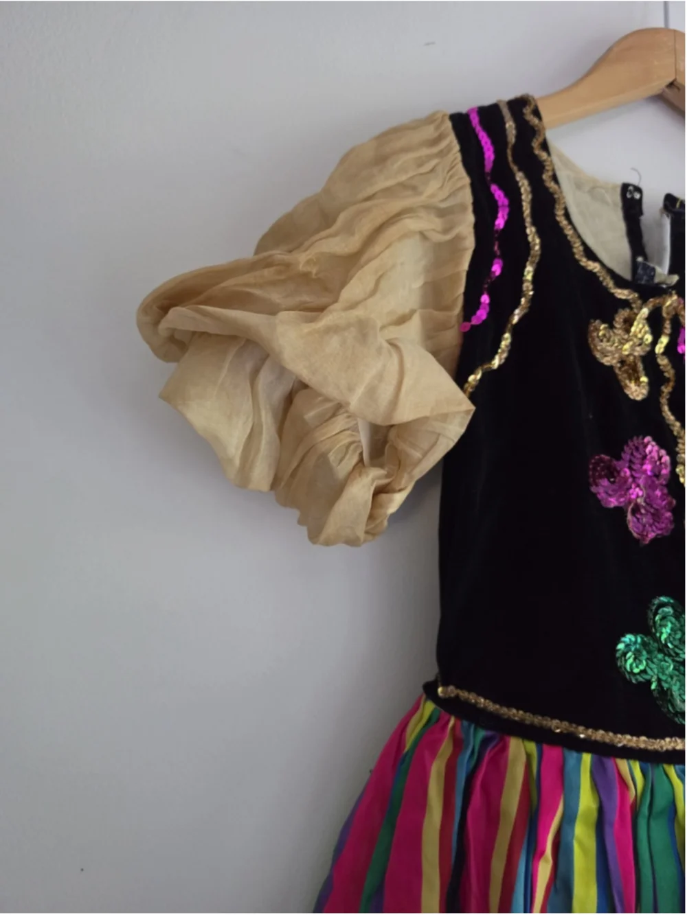 Vintage FAO Schwarz Star Costumes Girls Folk Dress Sequin Striped Size 14 Rare